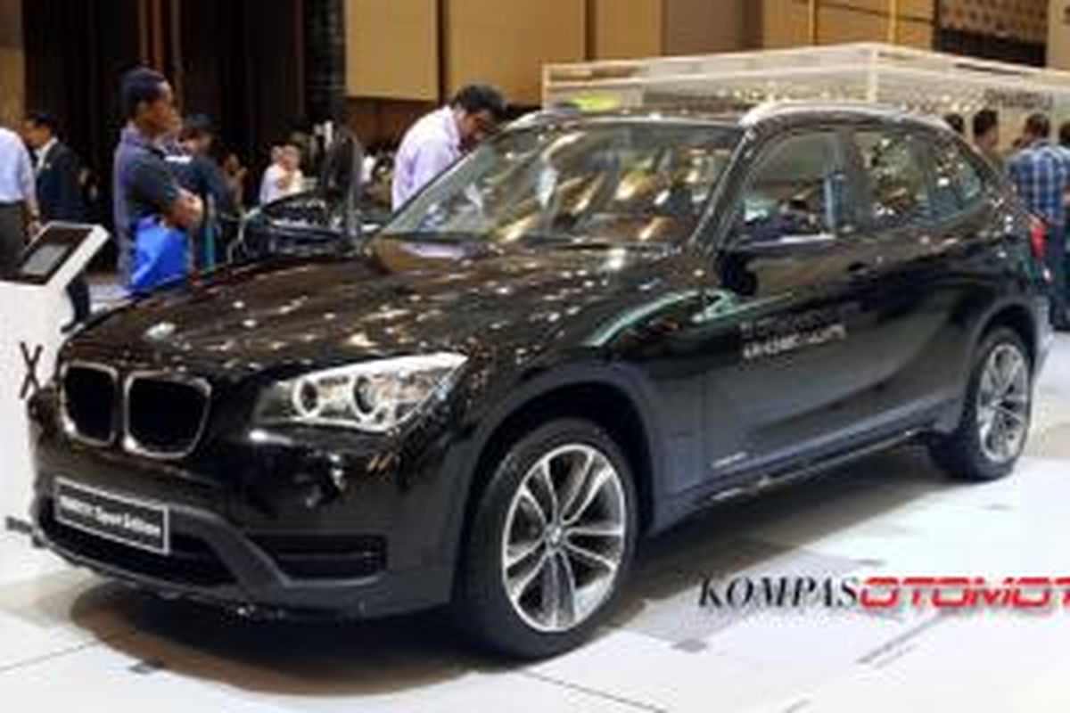 BMW X1 Sport Line, salah satu line up SAV BMW di GIIAS 2015.