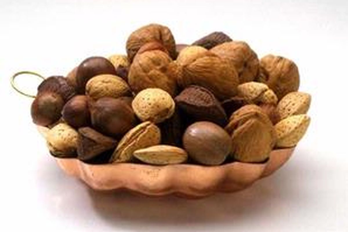 Kacang ternyata tidak cuma enak, tetapi juga menyehatkan.