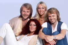 Lirik dan Chord Lagu Bang a Boomerang - ABBA