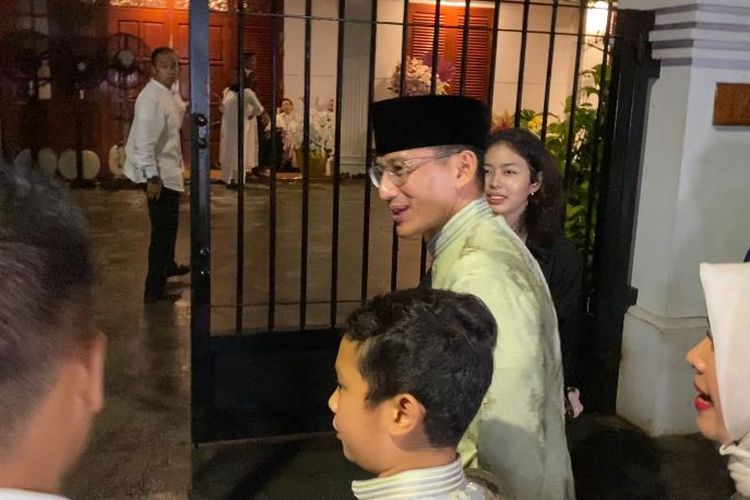 Mantan Ketua Bappilu PPP Sandiaga Uno di kediaman capres pemenang Pilpres 2024 Prabowo Subianto, Jalan Kertanegara, Jakarta Selatan, Rabu (10/4/2024). 