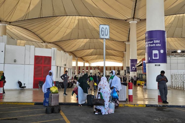 Kemenhaj: 85.290 Jemaah dan Petugas Haji Telah Tiba di Indonesia