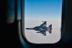 Reuters: Indonesia Minat Borong 40 Jet Tempur JF-17 dan Drone Shahpar dari Pakistan