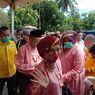 Daftar ke KPU Jambi, Pasangan Cek Endra-Ratu Munawarah Kompak Pakai Baju Adat Melayu