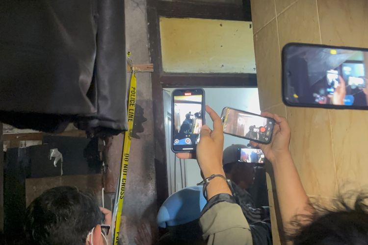 Penggerebekan Narkoba Jalan Kunti Surabaya, Petugas Ketemu Brankas, Tak Bisa DIbuka Pakai Bor di Lokasi