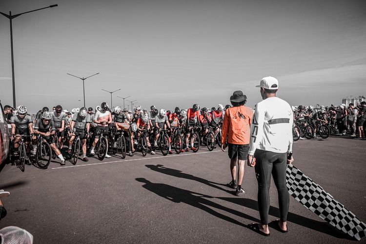 Kompetisi balap sepeda ASC Cycling Challenge Seri 2 usai digelar di Pantai Indah Kapuk, Jakarta Utara, pada Kamis (8/4/2021).