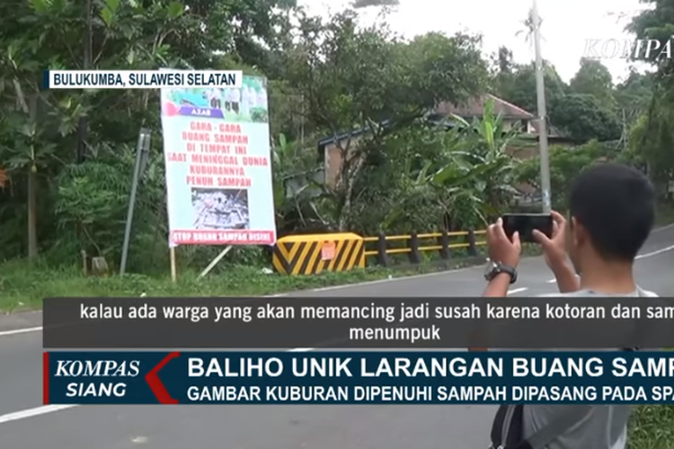 Kesal karena sungai dijadikan tempat pembuangan sampah, warga Kelurahan Ballasaraja, Kabupaten Bulukumba, Sulawesi Selatan, memasang baliho bertuliskan azab pelaku pembuang sampah.