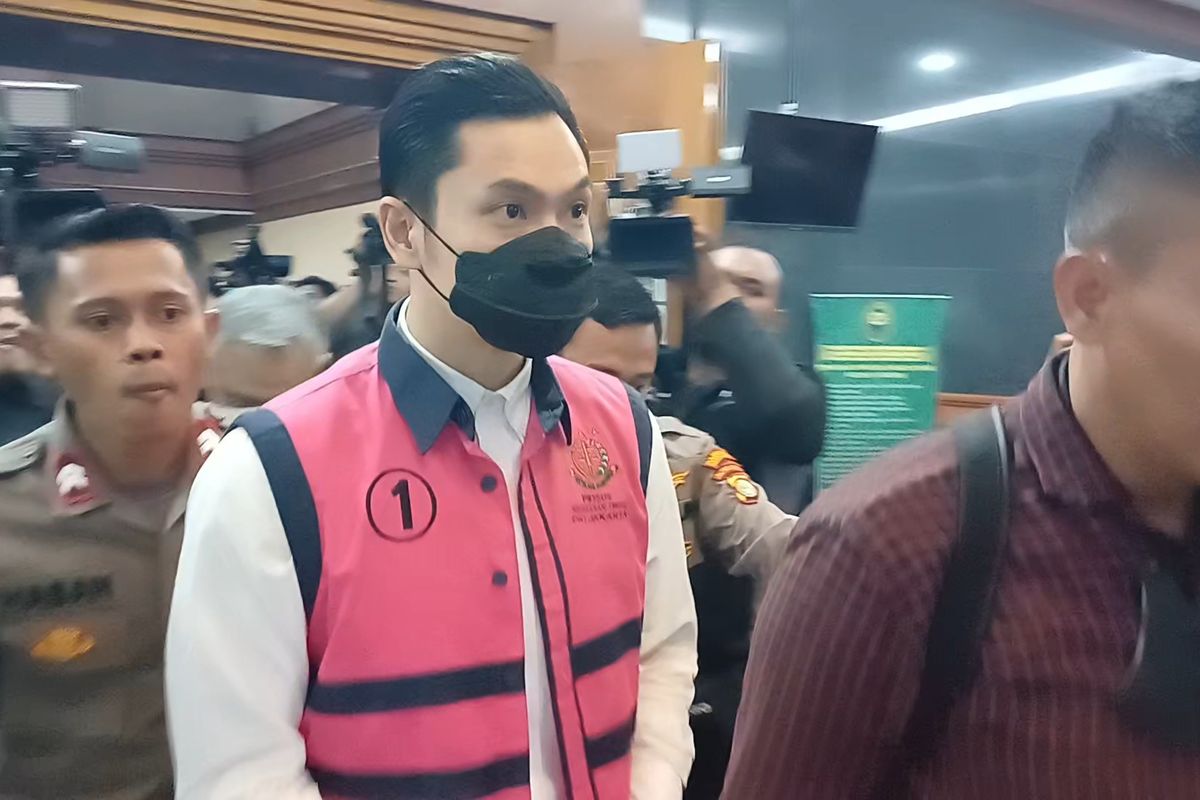 Hal yang Memberatkan Tuntutan Harvey Moeis: Kerugian Negara Sangat Besar Rp 300 Triliun