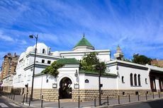 Sejarah Masjid Tertua di Paris, Penghormatan untuk Pejuang Muslim