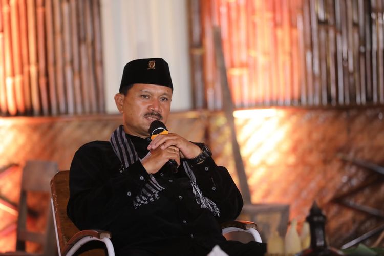 Wali Kota Madiun Maidi bersama Forkopimda Kota Madiun menggelar Sarasehan Budaya dengan tema ?Pencak Silat Kota Madiun Membumi dan Santun? di Edu Park Ngrowo Bening, Kamis (3/6/2021).
