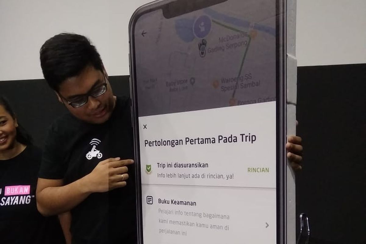 Raditya Pradesha Wibowo, Global Health of Transpor Gojek saat memperkanal 2 fitur baru pada aplikasi Gojek, Jumat (14/3/2019).