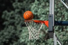 10 Perlengkapan Basket yang Perlu Disiapkan Saat Pertandingan