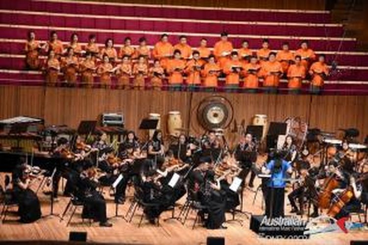 D'Angelic and Trust Orchestra ketika tampil di Sydney Opera House