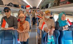 KAI Ajak 129.000 Pelanggan Rayakan HUT Ke-80 RI di Atas Kereta Api