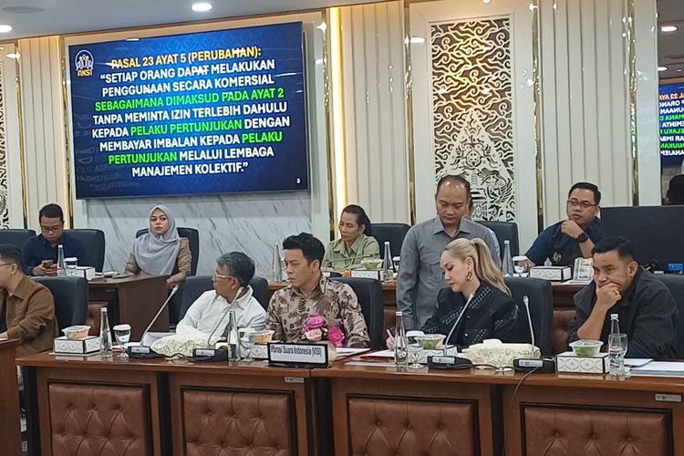 Rapat DPR RI Soal RUU Hak Cipta Memanas, Ahmad Dhani Ditegur karena Menyela Ariel dan Judika