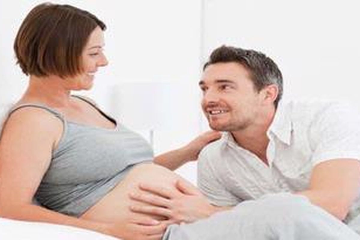 Dukungan suami dibutuhkan ibu hamil, termasuk dalam menumbuhkan naluri keibuan.