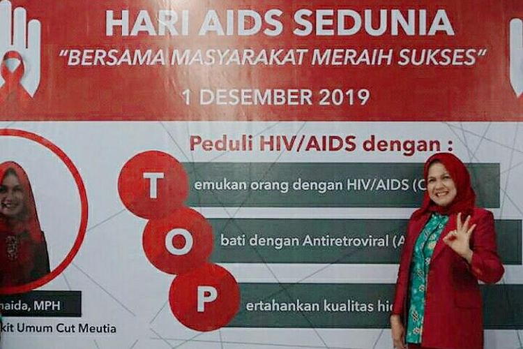 Direktur Rumah Sakit Umum Cut Meutia Aceh Utara, Nurhaida dalam acara peringatan hari Aids dunia, di Rumah Sakit Umum Cut Meutia, Aceh Utara, Minggu (1/12/2019)