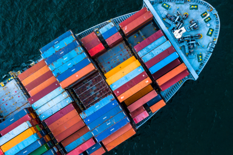 Ilustrasi impor. Impor barang konsumsi yang merosot jelang Ramadhan 2025 menjadi indikasi bahwa daya beli masyarakat tengah lesu.