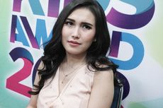 Kebanyakan Makan Pedas, Adik Ayu Ting Ting Masuk Rumah Sakit