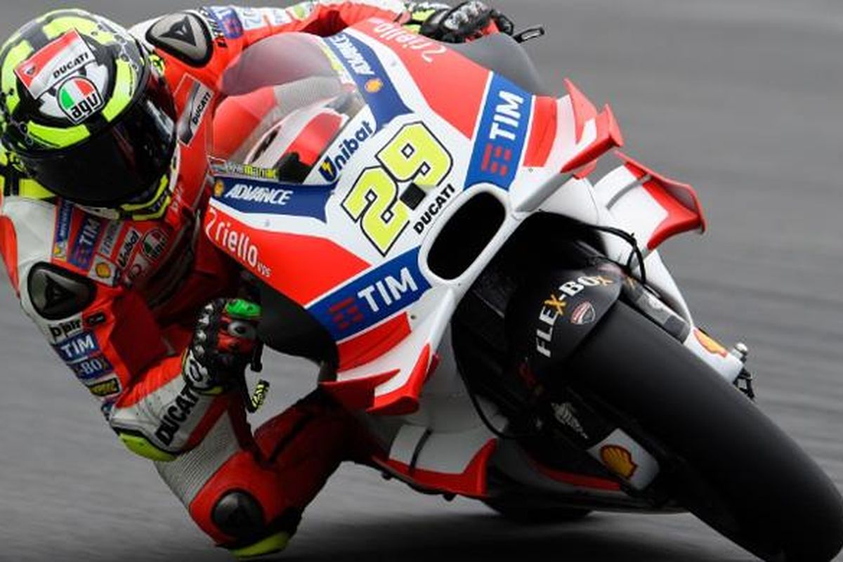 Andrea Iannone di babak kualifikasi GP Austria.