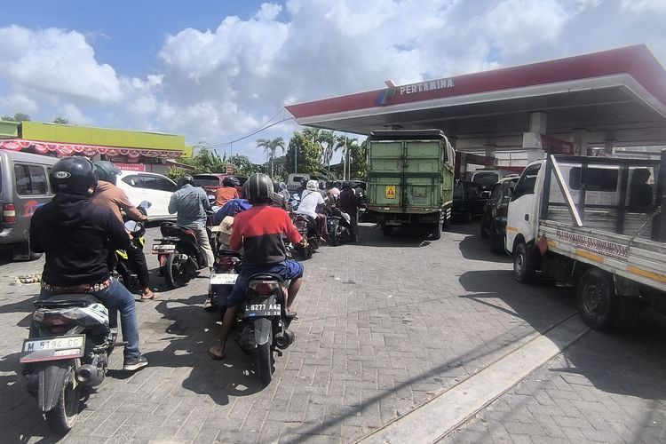 PKS: Arahan Presiden Harus Diikuti Pembenahan Regulasi BBM Bersubsidi