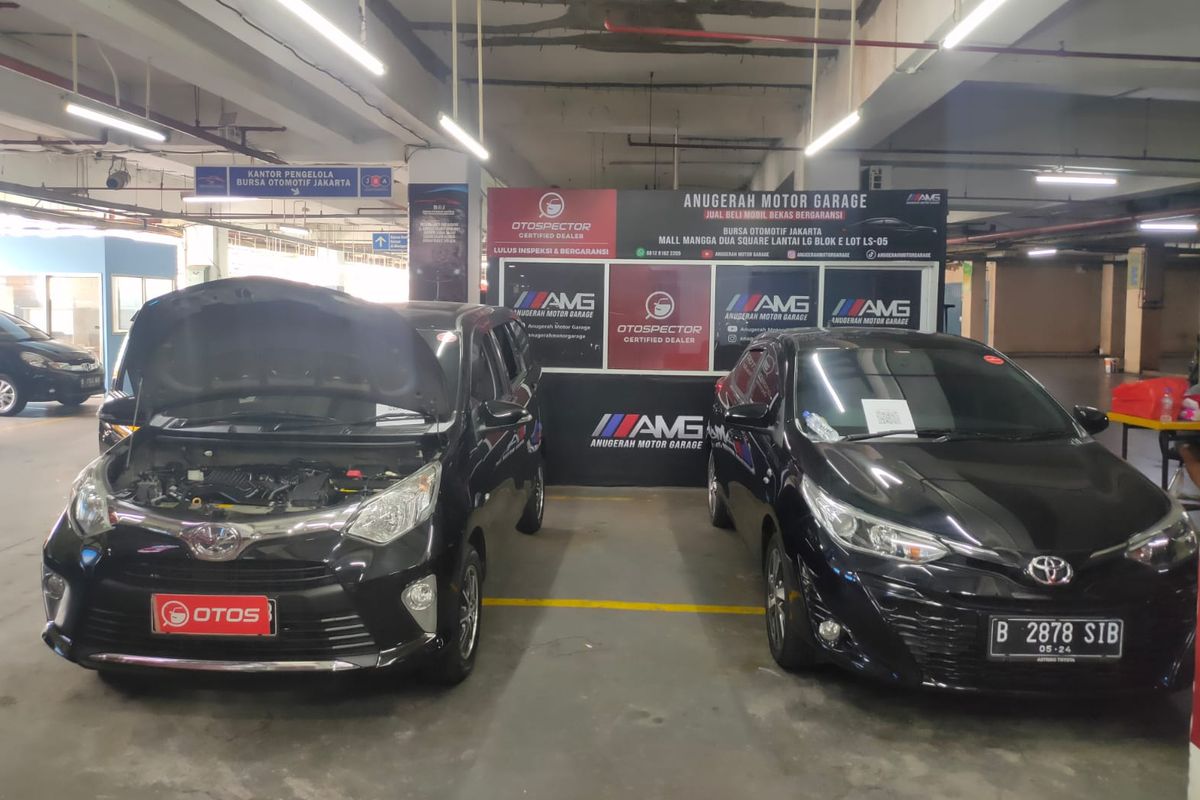 Ilustrasi mobil bekas di Mangga 2 Square