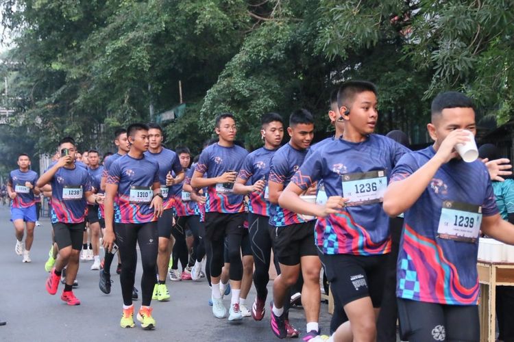 Labschool Gelar Pemuda Berlari 2026, Jawab Demam Lari Anak Muda