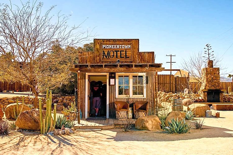 Pioneertown Motel