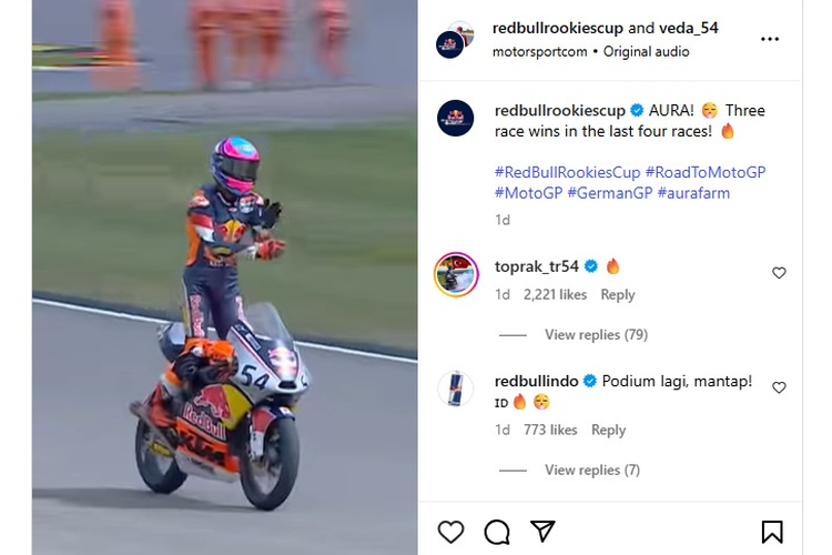 Veda Ega Pratama melakukan selebrasi joget Pacu Jalur setelah meraih kemenangan pada Race 2 Red Bull Rookies Cup 2025 di Sachsenring, Jerman.