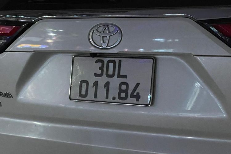 Mengenal Warna Pelat Nomor Kendaraan di Vietnam