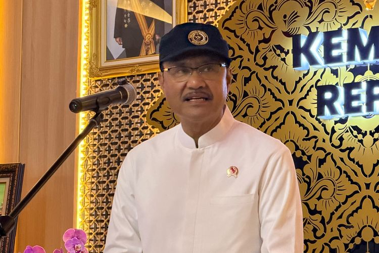 Kemensos Dirikan 3 Dapur Umum Korban Gempa di Nagekeo, Sikka, dan Manggarai