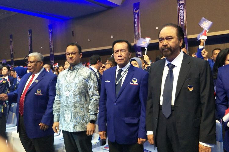 Gubernur DKI Jakarta Anies Baswedan menghadiri Kongres Partai Nasdem di JIExpo Kemayoran, Jakarta Pusat, Jumat (8/11/2019) malam. Anies duduk di barisan paling depan bersama Ketua Umum Partai Nasdem Surya Paloh.