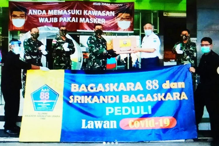 Bagaskara 88 memberikan bantuan berupa APD kepada RSUD Pasar Minggu, Jakarta Selatan.