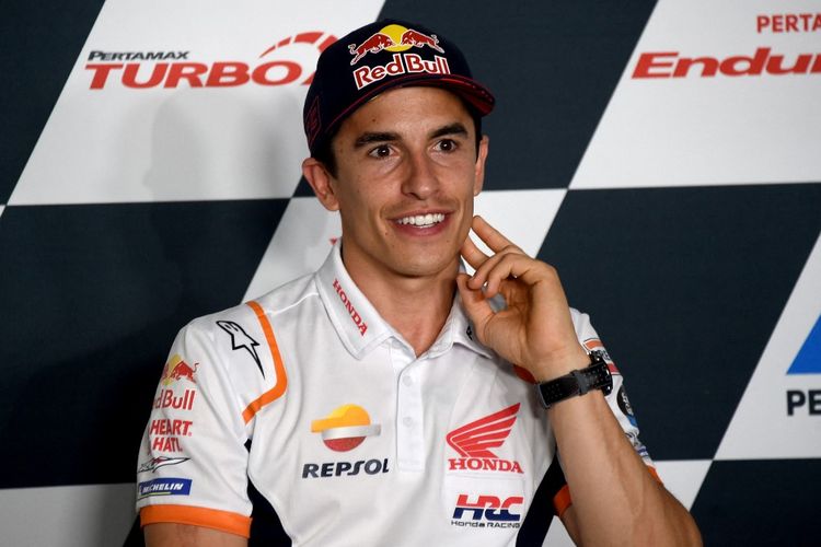 Marc Marquez saat konferensi pers jelang MotoGP Mandalika. Gambar diambil pada Kamis (17/3/2022). Marc Marquez saat ini sedang bersama Repsol Honda di Austria menjelang MotoGP Austria 2022. Terkini, Marc Marquez yang berada dalam proses pemulihan dilaporkan telah hadir di Sirkuit Red Bull Ring, venue MotoGP Austria 2022.