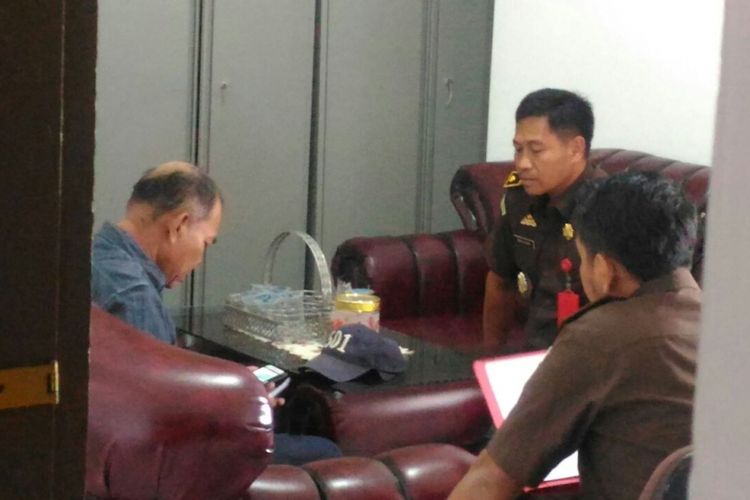 Mantan Kepala   Kantor Kesyahbandaran dan Otorita Pelabuhan (KSOP) KSOP Nunukan Muhammad Nasir Ali ditahan Kejaksaan Negeri Nunukan setelah diperiksa selama 3 jam dalam kasus  dugaan korupsi rehabilitasi kapal patroli KNP 360 pada tahun  2013 lalu