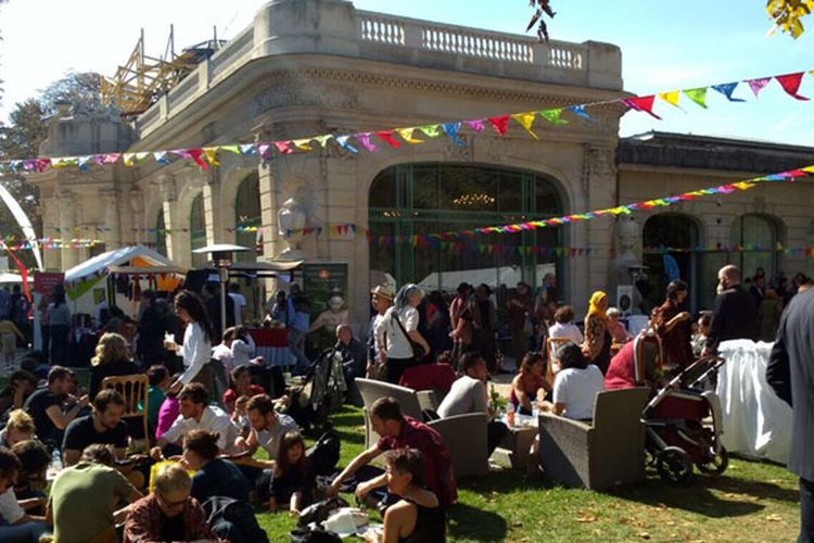 Festival Couleur d’Indonesia berlangsung di Pavillion Dauphine, Paris, Perancis, 23-24 September 2017. Festival yang bertemakan Danau Toba itu dihadiri oleh warga Perancis ataupun Indonesia yang tinggal di kota Paris maupun luar Paris.