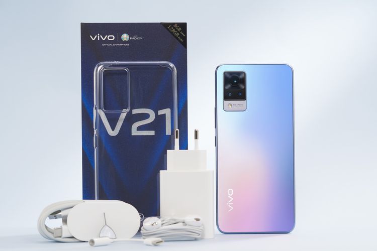 Menurut riset internal Vivo, smartphone Vivo V21 5G merupakan ponsel yang mendukung jaringan 5G dengan ukuran paling tipis di Indonesia. 