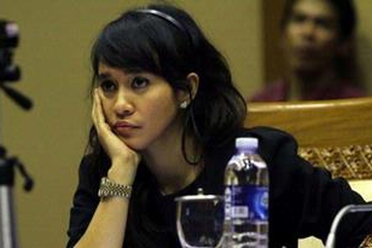 Wakil Ketua Komisi IX, Nova Riyanti Yusuf, saat menghadiri rapat dengar pendapat dengan Komisi IX DPR RI dengan Menakertrans, di Gedung Parlemen, Senayan, Jakarta, Selasa (20/11/2012).  