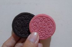 Mencoba Oreo Blackpink, Biskuit Unik dengan Warna Hitam dan Merah Muda