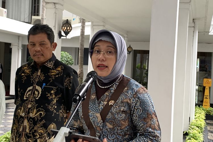 Kepala Badan Pusat Statistik (BPS) Amalia Adininggar Widyasanti membahas soal polemik penonaktifan BPJS Kesehatan Segmen PBI di Kantor Kemenko PM, Jakarta Pusat, Senin (16/2/2026).