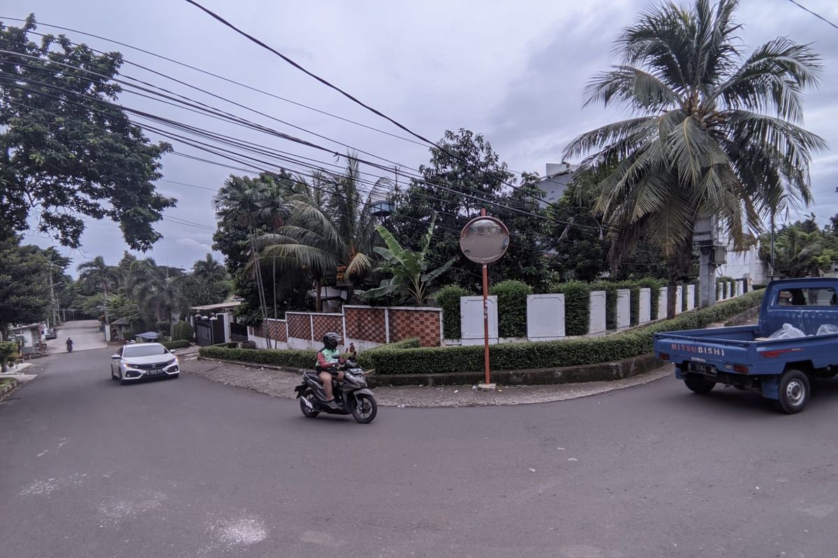 Situasi jalan air maya, jalan tembus baru di kebayoran lama, Jakarta