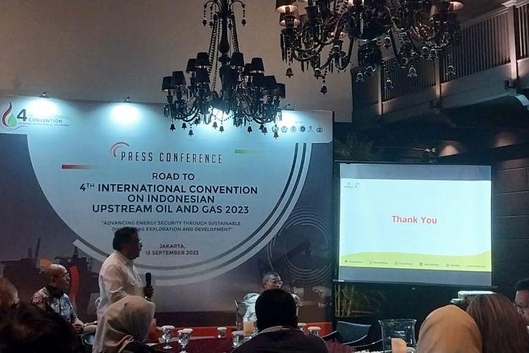 Wakil Kepala SKK Migas, Nanang Abdul Manaf memberikan penjelasan terkait pelaksanaan The International Convention on Indonesian Upstream Oil and Gas (ICIOG) yang akan berlangsung 20-22 September 2023.