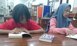 Perpustakaan Sidoarjo dan Upaya Menjaga Literasi