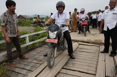 Hendrar Prihadi Sambangi Para Transmigran di Kalimantan Barat