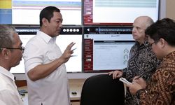 Amerika Serikat Lirik 