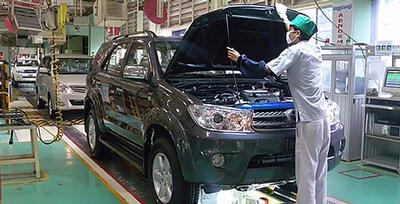 Produksi Toyota Indonesia Terpangkas 40 Persen