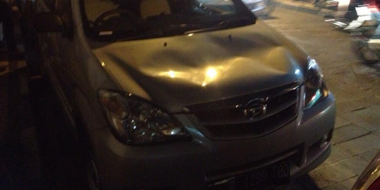 Mobil Plat B Di Braga Dirusak Bobotoh