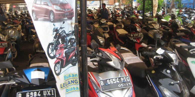 Pemudik Incar Lelang Mobil Kilasdaerah Kompas Com