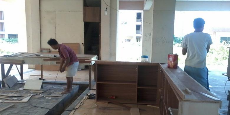 Tukang Mebel Dan Reparasi Sofa Siap Tinggalkan Rusun Komarudin