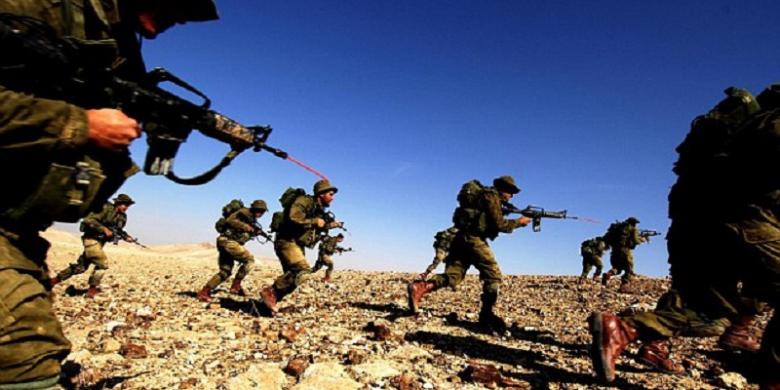 Pasukan Elite Israel Menari di Pesta Warga Palestina 