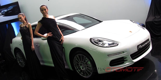 Porsche Panamera Gen-2 Menggoda Orang Kaya Indonesia